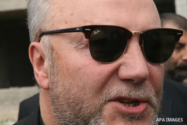 British lawmaker George Galloway gestures talks during a press conference in Gaza City, 10 March 2009. British MP George Galloway arrived in Gaza at the head of an aid convoy to protest what he called Israel's 'genocidal...