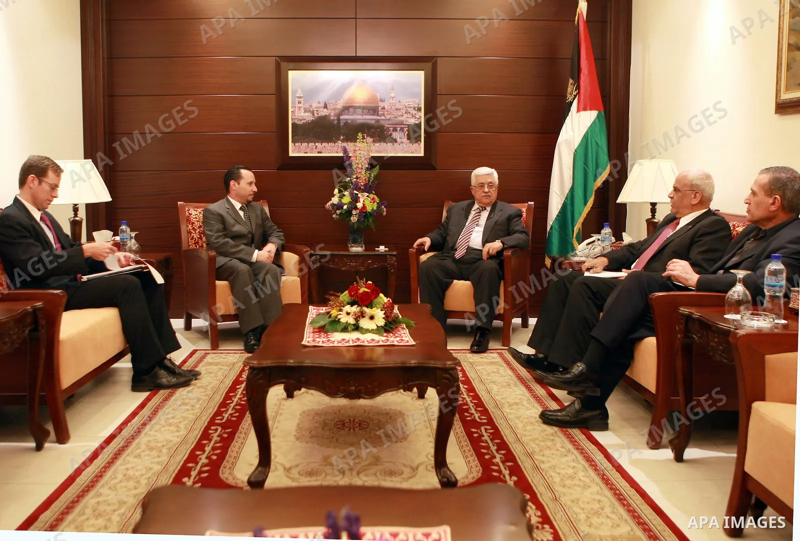 Palestinian President, Mahmoud Abbas (Abu Mazen) meets with the American consul general in the West Bank City of Ramallah, on Mar. 21, 2012. Photo by Thaer Ganaim