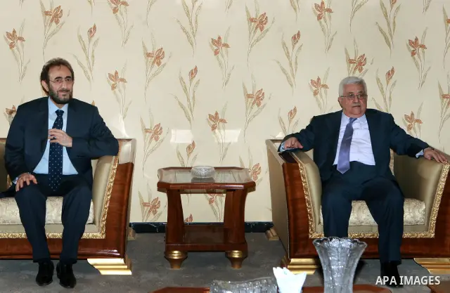 Palestinian President, Mahmoud Abbas (Abu Mazen), meets with Iraqi Defense Minister, in the Iraqi capital Baghdad, on Mar. 28, 2012. Photo by Thaer Ganaim