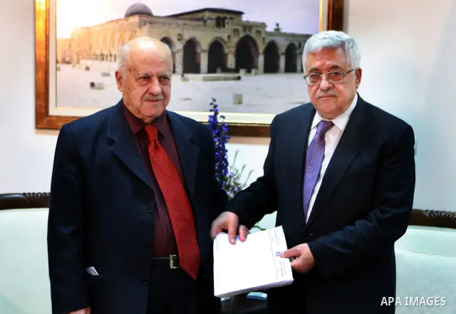 Palestinian President, Mahmoud Abbas (Abu Mazen) receives the annual report, the Anti-Corruption Commission, in the West Bank city of Ramallah, on Apr. 07, 2012. Photo by Thaer Ganaim