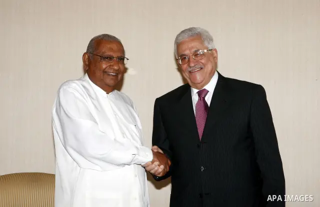 Palestinian President Mahmoud Abbas meets with the Prime Minister of Sri Lanka in Colombo.