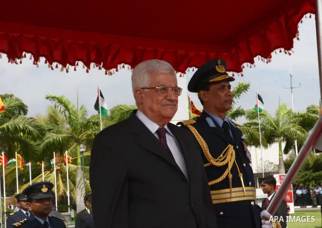 Palestinian President Mahmoud Abbas meets the Sri Lankan President Mhenda Raja Biska in Sri Lanka's capital of Colombo.