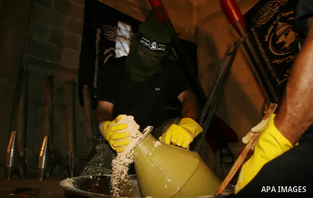 A Militants of El-Naser Salah El-Deen brigades of the popular resistance, during they prefabricate a homemade rockets and landmines, in Gaza Strip. Abu Abeer the commander of El-Naser Salah El-Deen brigades said that the...