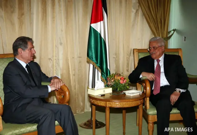 Palestinian President Mahmoud Abbas meets with former Lebanese President Amin Gemayel, in the Lebanon's capital of Beirut.
