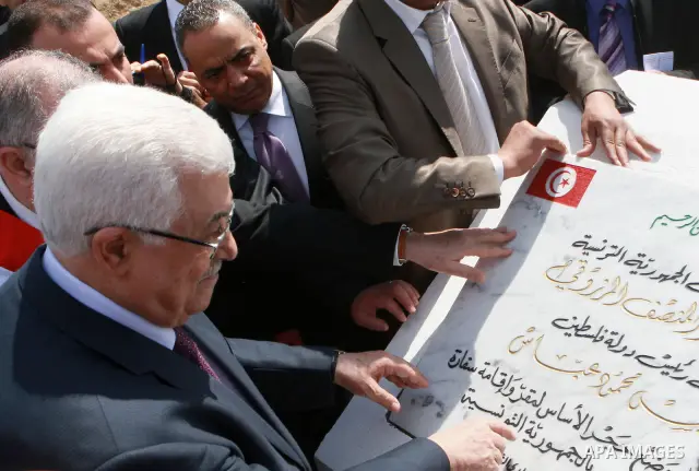 Palestinian President Mahmoud Abbas (Abu Mazen), lays foundation stone for the new building of the Embassy of Palestine. in Tunisia on May 01, 2012. Photo by Thaer Ganaim