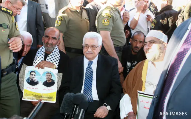 Palestinian President Mahmoud Abbas (Abu Mazen), visits the sit-in tent held by Palestinians, in the West Bank, city of Ramallah solidarity with Palestinian prisoners on hunger strike held in Israeli jails, on May 10, 20...