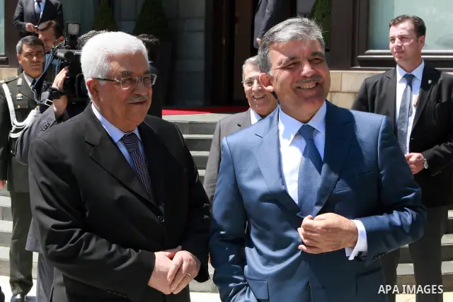 Palestinian President Mahmoud Abbas (Abu Mazen) meets with Turkish President Abdullah Gul in Istanbul on June 04, 2012. Photo by Thaer Ganaim