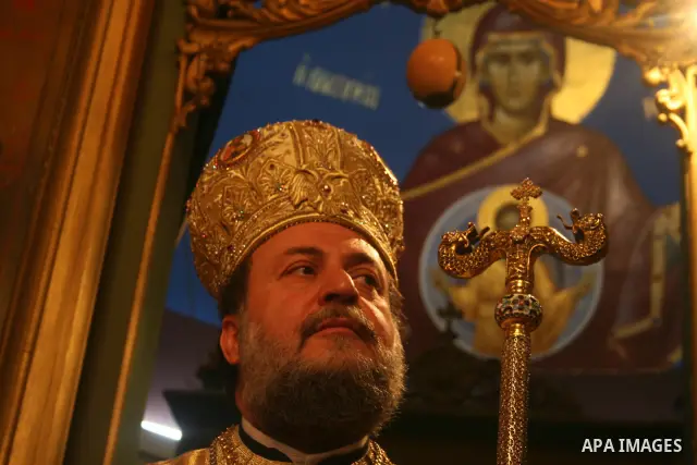 Palestinian Christian Orthodox worshippers celebrate a Palm Sunday mass in Gaza City on April 12, 2009. As Western Christians mark marked Easter Sunday, Orthodox churches were celebrating Palm Sunday, a week ahead of the...