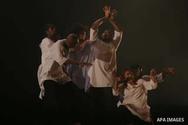 Dancers from the France Dance troupe perform at Al-Qasbah theatre in the West Bank city of Ramallah on May 5, 2009. The presented as part of the contemporary dance festival currently taking place in the Palestinian terri...