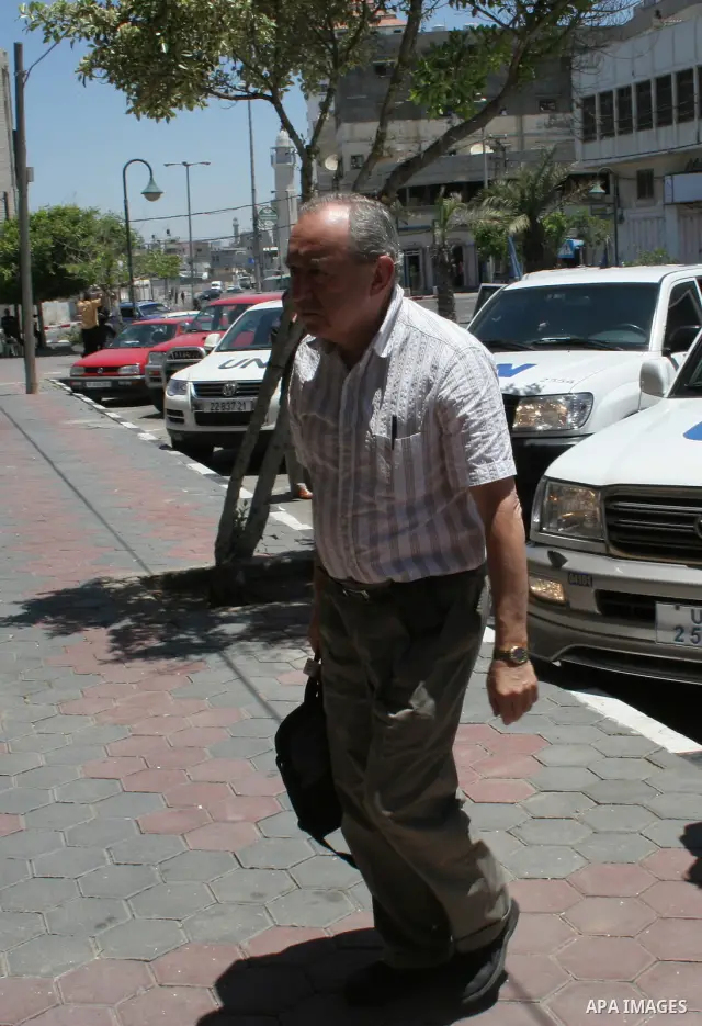 Richard Goldstone the head of the UN fact -finding mission to Gaza Strip upon his arrival to his Gaza hotel today Monday, June 1, 2009. APAIMAGES PHOTO / Ashraf Amra