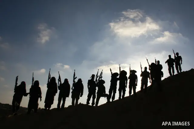 A Women militants from the Democratic Front for the Liberation of Palestine (DFLP) attend a military training session in Khan Younis, southern Gaza Strip, Monday, Aug. 20, 2009. Founded in 1969 the DFLP is a Palestinian...