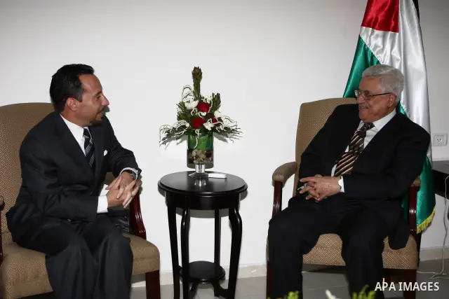 Palestinian President, Mahmoud Abbas,( Abu Mazen) during a meeting with the Consul of United States of America in Jerusalem, Daniel Rubenstein in Ramallah on Sep 8,2009. Photo by Omar Al-Rashidi
