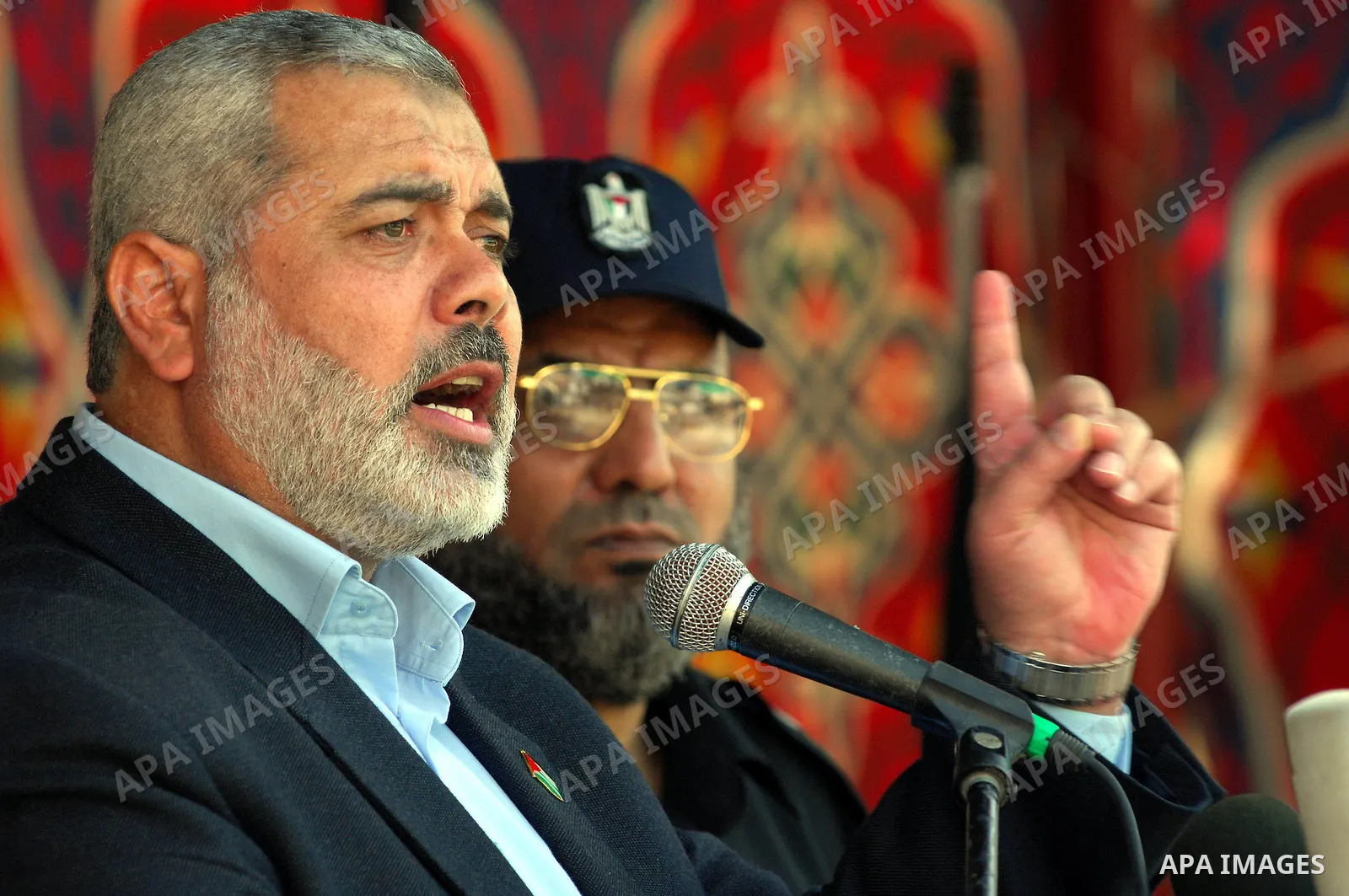 Palestinian Prime Minister of Hamas Ismail Haniya delivers speech during his visit to the residency of the Civic Defense in the Western Gaza Strip on Oct 12,2009 . Photo by Mohammed Ostaz