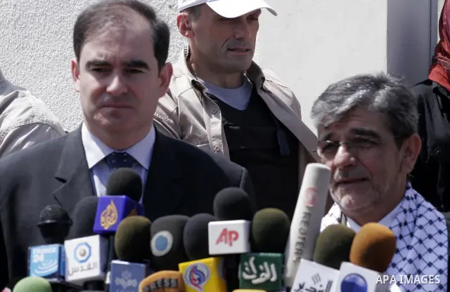The Greece General consul is welcomed by Palestinians during his visiting to Ata'a Charity Association in the northern Gaza Strip town of Beit Hanoun on May 20,2010.. Photo by Yousef Deeb