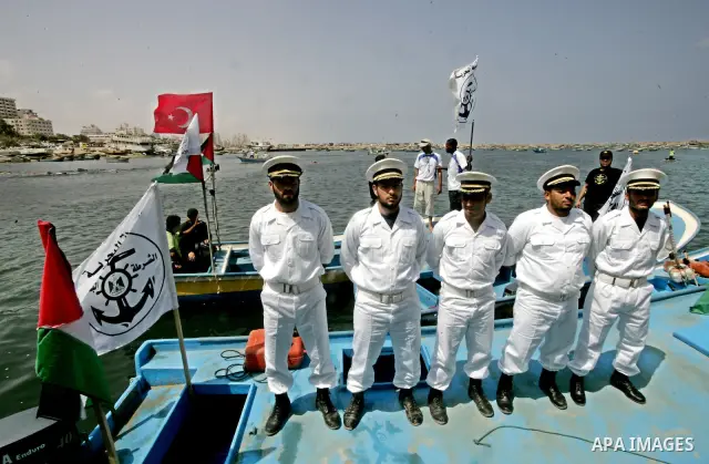 Palestinian Hamas naval policemen patrol off the coast of Gaza City on May 29, 2010 in preparation for the arrival of the "Freedom Flotilla". Organisers of the aid flotilla bound for the Gaza Strip in defiance of an Isra...