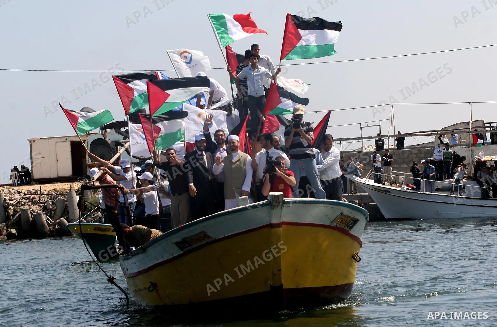 Palestinians ride boats in a preparation ceremony to receive the international aid convoy ''Freedom Flotilla'' in Gaza Seaport, on May 30, 2010. The organizers of the ''Freedom Flotilla'' said the ships set out from Cypr...