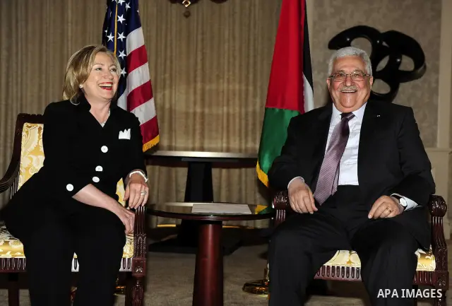 Palestinian President Mahmoud Abbas (Abu Mazen) meets with U.S. Secretary of State Hillary Clinton in Washington DC on August 31,2010. Photo by Omar Rashidi