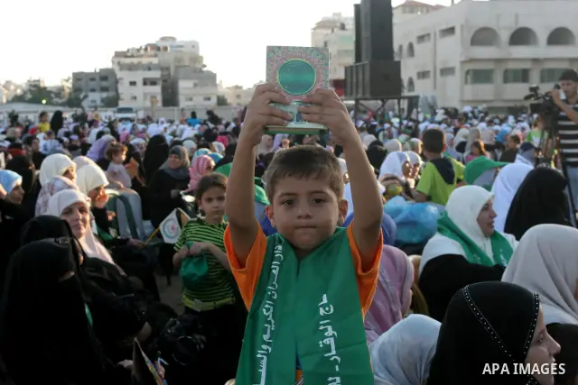 Palestinians attend a graduation ceremony for Koran memorizers in Gaza city in Sept. 12,2010. About 24 thousand student were memorized the Holy Koran in Gaza Strip this year. Photo by Mohammed Asad