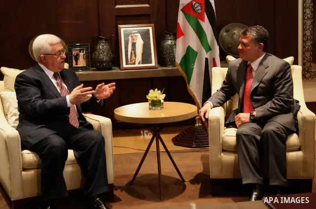 Palestinian President Mahmoud Abbas during his meeting with the King of Jordan, Abdullah in Amman on Oct. 3,2010. Photo by Thaer Ganaim