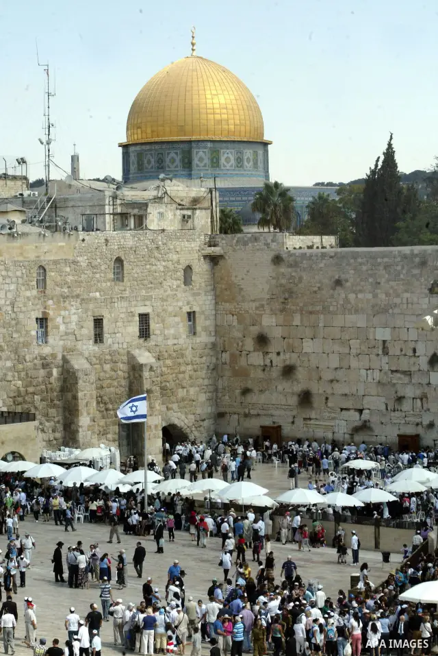 A general view of the Western Wall plaza and the Al-Aqsa mosque compound (background) in Jerusalem's old city on Oct. 7, 2010. Planners in Jerusalem are considering creating the first new 'gate' into the Old City in more...
