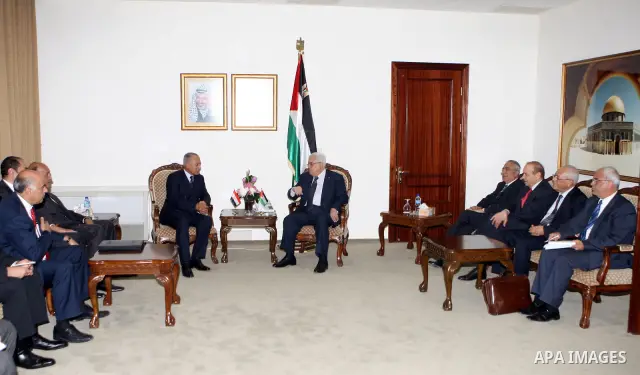 Palestinian President Mahmoud Abbas meets with Egyptian Foreign Minister Ahmed Abul Gheit and Egyptian intelligence chief Omar Suleiman in the West Bank city of Ramallah on Oct. 28,2010, priot to the beginning of 'direct...