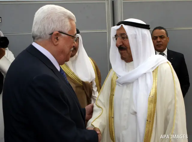 Palestinian President Mahmoud Abbas (Abu Mazen) during his arriving to Kuwait and meeting with the Emir of Kuwait Sheikh Sabah Al-Ahmad Al-Jaber Al-Sabah, in Kuwait on Nov. 2,2010. Photo by Thaer Ganaim