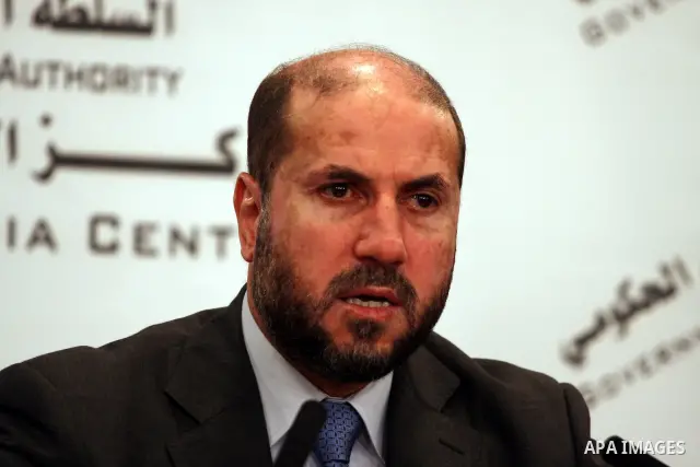Palestinian Minister of Awqaf and Religious Affairs, Mahmoud Habash delivers speech during a press conference in the West Bank city of Ramallah on November 30, 2010. Photo by Issam Rimawi