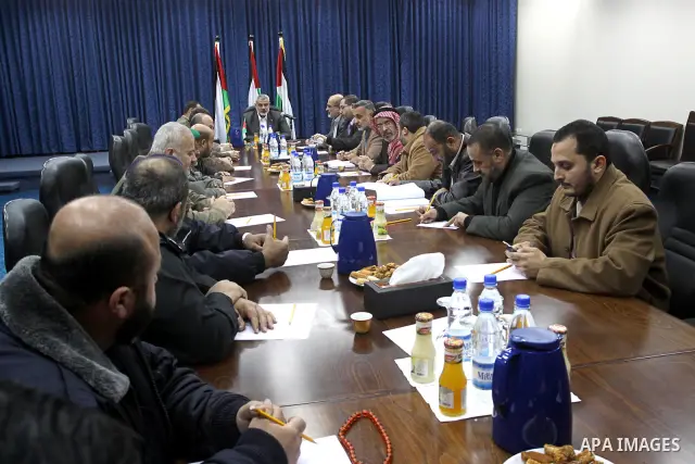 Palestinian Prime Minister in Gaza Strip, Ismail Haniyeh meets with the security officials in Gaza city on Jan. 13,2011. Photo by Mohammed Asad