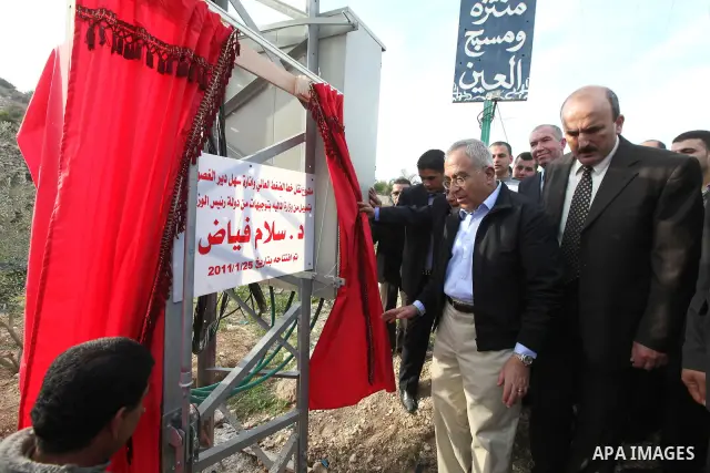 Palestinian Prime Minister, Salam Fayyad visits the West Bank city of Tulkarem on Jan. 25,2011. Photo by Mustafa Abu Dayeh