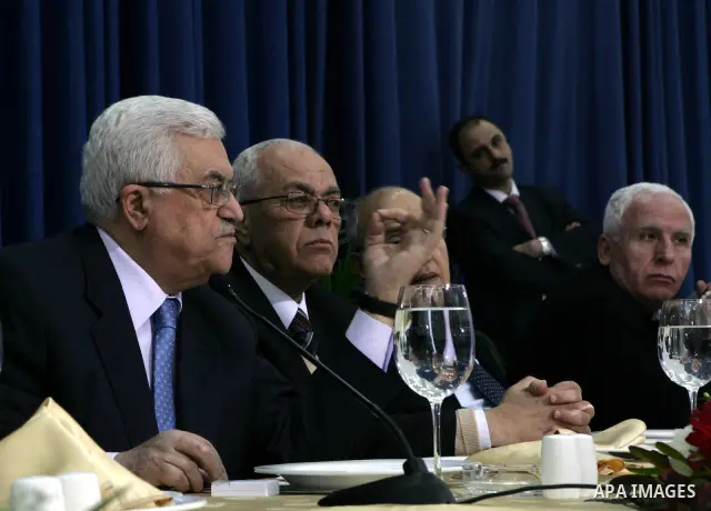 Palestinian President Mahmoud Abbas meets with governors and security chiefs in the attendance of members of the Central Committee of Fatah movement at the presidential headquarters in the West Bank city of Ramallah on J...