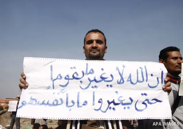 Anti-government protesters demonstrate in Tahrir, or Liberation Square in Cairo, Egypt, Tuesday, Feb. 1, 2011. More than a quarter-million people flooded into the heart of Cairo Tuesday, filling the city's main square in...