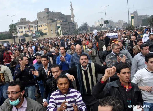 Anti-government protesters demonstrate against president Hosni Mubarak regime in Tahrir, or Liberation Square in Cairo, Egypt, Jan. 28, 2011. Photo by Ahmed Asad