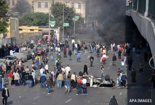 Anti-government protesters demonstrate against president Hosni Mubarak regime in Tahrir, or Liberation Square in Cairo, Egypt, Jan. 28, 2011. Photo by Ahmed Asad