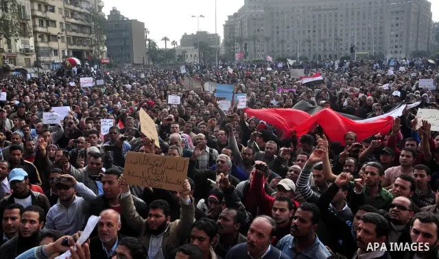 Anti-government protesters demonstrate against president Hosni Mubarak regime in Tahrir, or Liberation Square in Cairo, Egypt, Jan. 31, 2011. Photo by Ahmed Asad