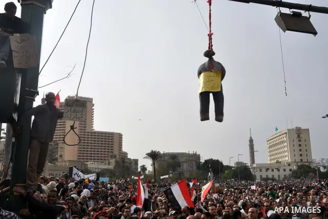 Protestors gather at Tahrir Square, Cairo, Egypt, Feb. 4, 2011. Egyptian minister of Health said Friday that about five thousand people have been injured since Jan. 25, and eight have been killed in clashes between prote...
