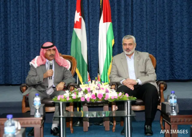 Palestinian Prime Minister in Gaza Strip, Ismail Haniyeh meets with a Jordanian delegation at his office in Gaza city on Feb. 7,2011. Photo by Ali Jadallah