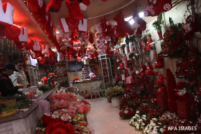 Palestinian vendors prepare gifts for Valentine's Day at a shop in Gaza City on February 13, 2010. Valentine's Day marks a Christian holiday on Feb, 14. Photo by Mohammed Asad