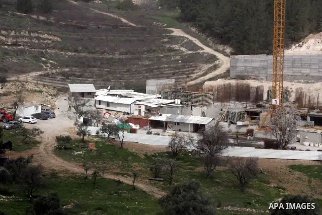 A view of a construction site at the Jewish settlement in Harmoun Hanatsev in the east Jerusalem on Feb. 20,2011. The United States vetoed a resolution that received 14 votes in favour from the United Nations Security Co...