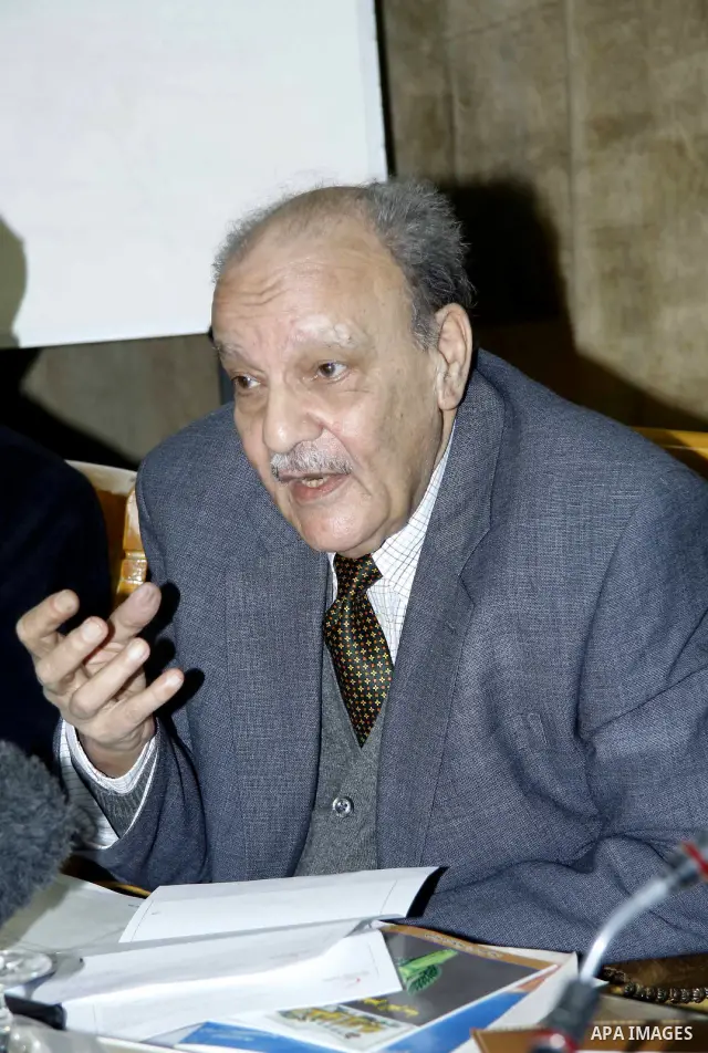 A member of the Egyptian Constitutional Commission, Tarek al-Bashri participates in a meeting in Cairo, Egypt, Feb. 20,2011. Photo by Ahmed Asad