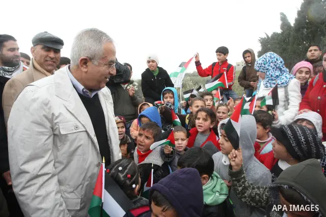 Palestinian prime minister, Salam Fayyad visit the West Bank town of Jenin on Feb 20,2011. Photo by Mustafa Abu Dayeh