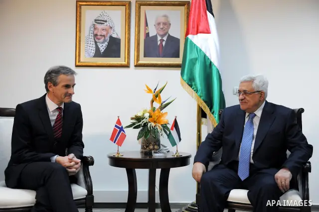 Palestinian President Mahmoud Abbas (Abu Mazen) during a meeting with Norwegian Foreign Minister, Johannes Hard Store in the West Bank city of Ramallah on March 2, 2011. Photo by Omar Rashidi