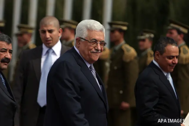 Palestinian President Mahmoud Abbas meets with the Chile's President Sebastian Pinera in the West Bank town of Ramallah on March 5,2011. In the second day visit of Pinera that will also take him to Bethlehem, where he wi...