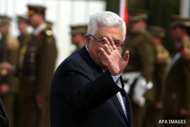 Palestinian President Mahmoud Abbas meets with the Chile's President Sebastian Pinera in the West Bank town of Ramallah on March 5,2011. In the second day visit of Pinera that will also take him to Bethlehem, where he wi...
