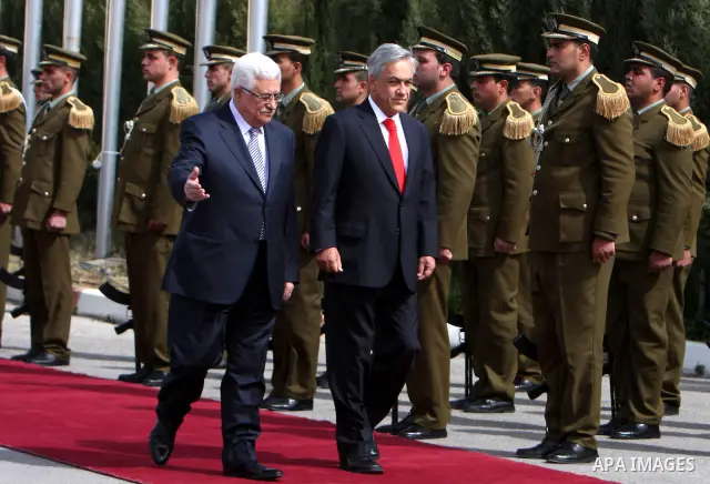 Palestinian President Mahmoud Abbas meets with the Chile's President Sebastian Pinera in the West Bank town of Ramallah on March 5,2011. In the second day visit of Pinera that will also take him to Bethlehem, where he wi...
