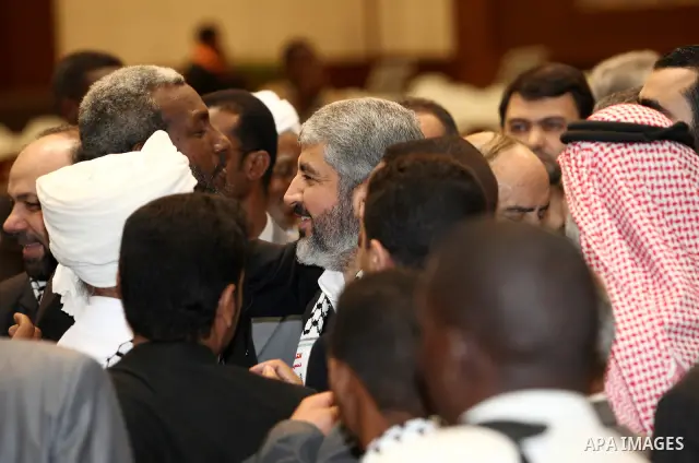 The head of the Hamas political bureau, Khaled Mashaal meets with the Sudanese President, Omar al-Bashir in Khartoum on March 6,2011. Photo by STR