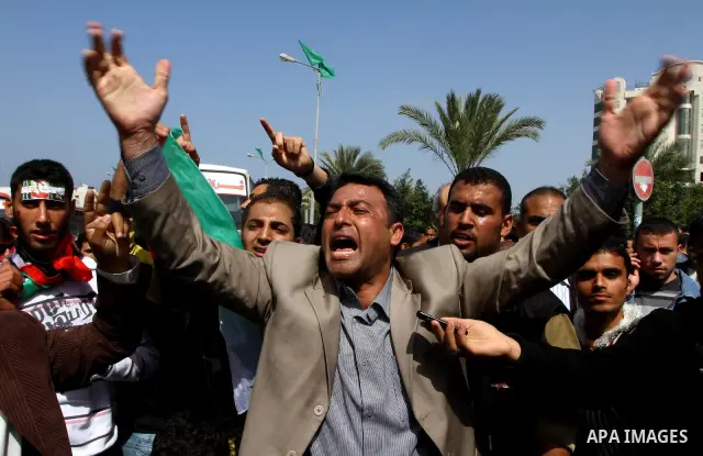 Palestinians shout slogans during a protest in Gaza City calling for unity between the Hamas Islamist group and its bitter West Bank rival Fatah party, on March 7, 2011, a day after Hamas police detained several proteste...