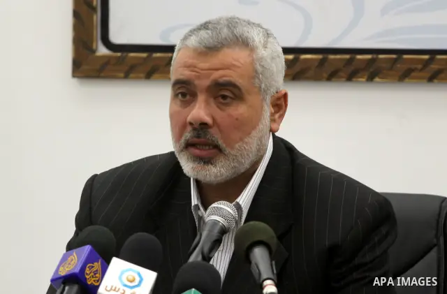 Palestinian prime minister in Gaza Strip, Ismail Haneiyah heads a meeting to the Legislative Council to discuss the new government headed by in Gaza city on March 10,2011. Photo by Mohammed Asad