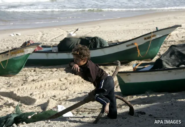 Palestinian fisherman on the coast of Rafah in the southern Gaza Strip on March 16, 2011. Israel said Tuesday it seized a cargo ship loaded with weapons sent by Iran to Palestinian militants in Gaza, including sophistica...