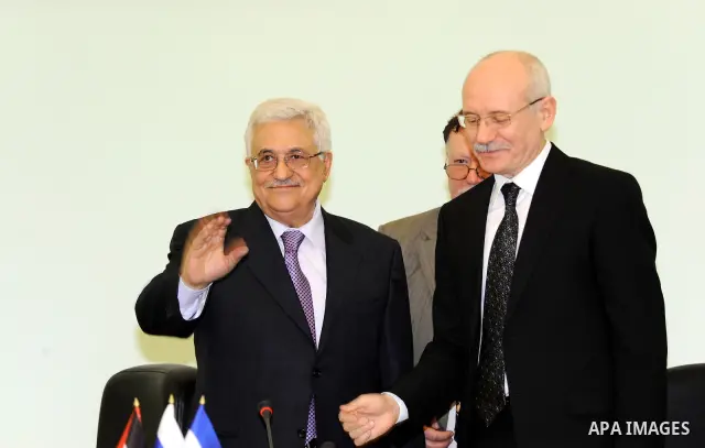 Palestinian President Mahmoud Abbas is given an honorary doctorate degree from University of Ufa in Bashkiria on March 24,2011. Photo by Thaer Ganaim
