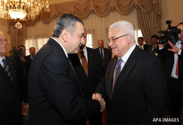 Palestinian President Mahmoud Abbas (Abu Mazen) during a meeting with Egyptian Prime Minister, Essam Sharaf in the Egyptian capital of Cairo on April 7,2011. Photo by Thaer Ganaim